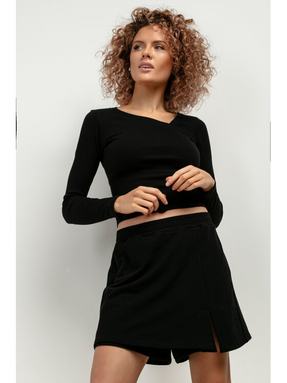 Tessita Tessita Szorty materiałowe T415/7/M Czarny Regular Fit
