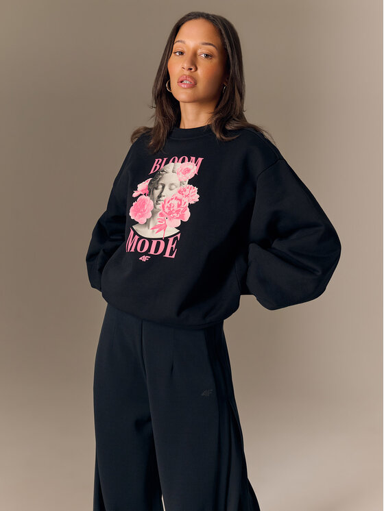 4F 4F Bluza BLOOM MODE Czarny Loose Fit