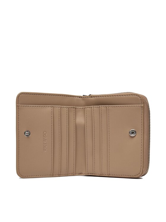 Calvin Klein Calvin Klein Denarnica Ck Must Z/A Wallet W/Flap Md K60K607432 Bež