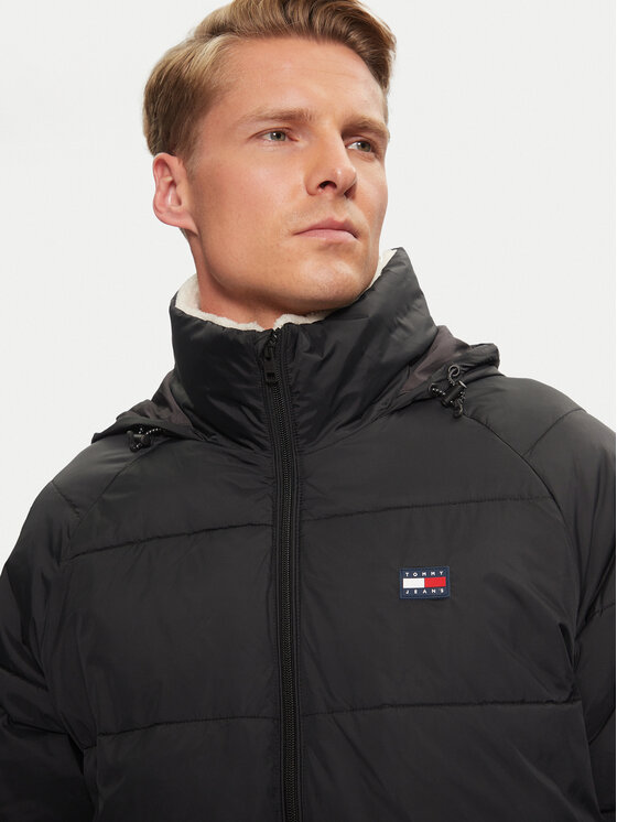 Tommy Jeans Tommy Jeans Žieminė striukė DM0DM20003 Juoda Relaxed Fit