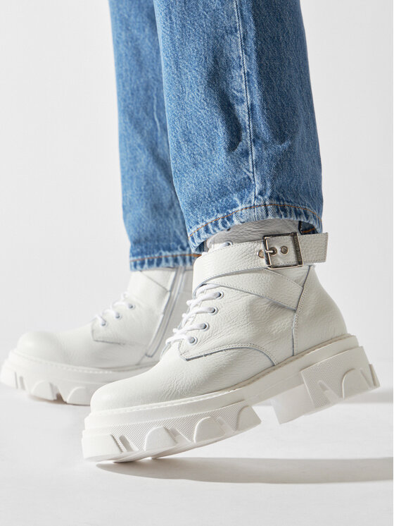 Steve Madden Steve Madden Черевики туристичні Mae Bootie SM19000034 SM19000034-107 Білий