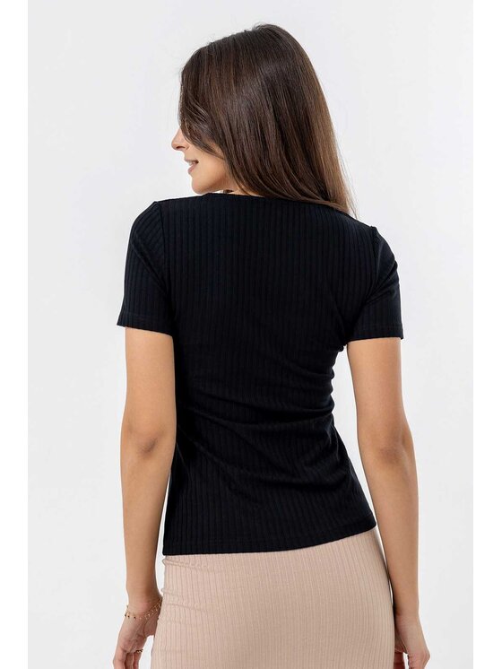 Lunedi Lunedi Top z dekoltem w serce Czarny Regular Fit