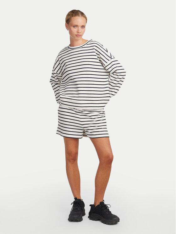 Pieces Pieces Szorty sportowe Chilli 17146889 Biały Regular Fit