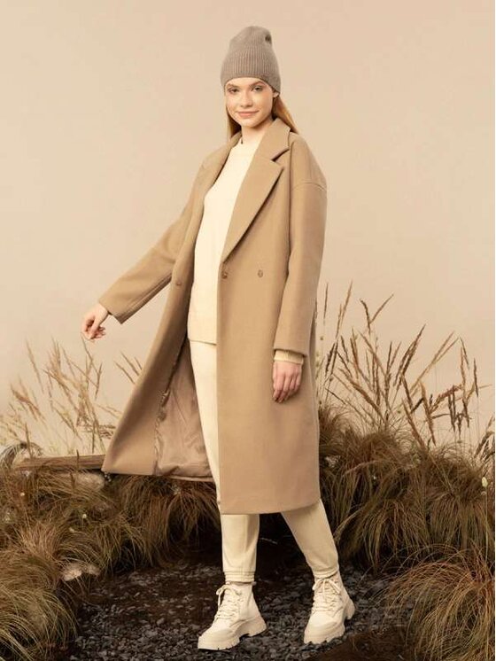 Outhorn Outhorn Cappotto di transizione OTHAW22TCOUF003-82S Marrone Loose Fit