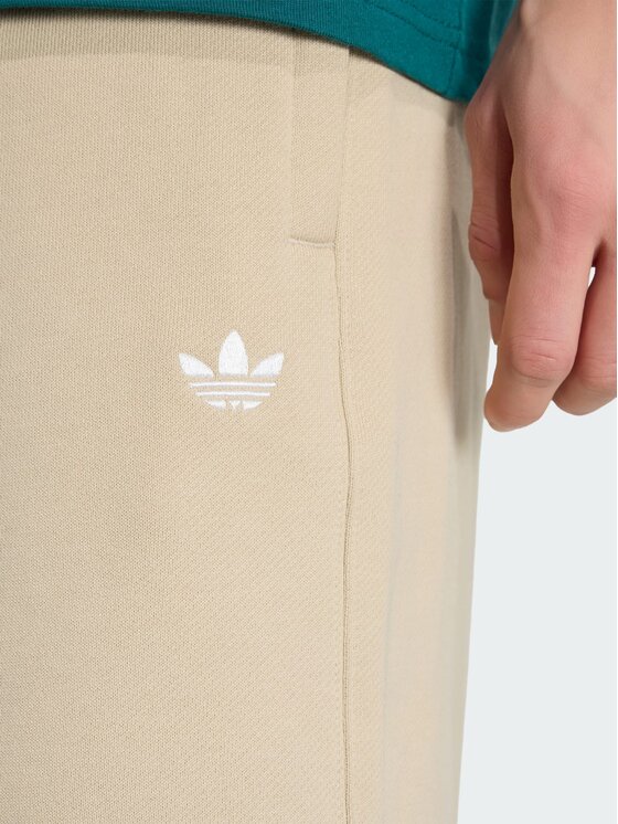 adidas adidas Szorty materiałowe 164781 Beżowy Regular Fit