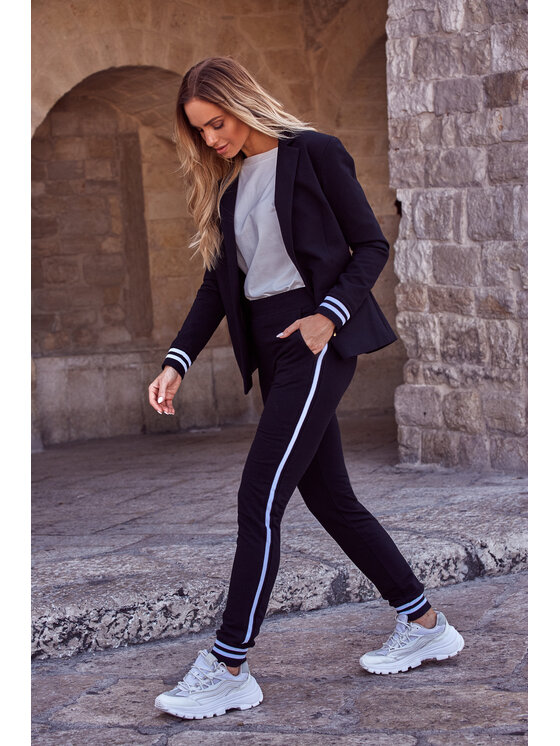 Made of Emotion Made of Emotion Joggery M460 Czarny Active Fit