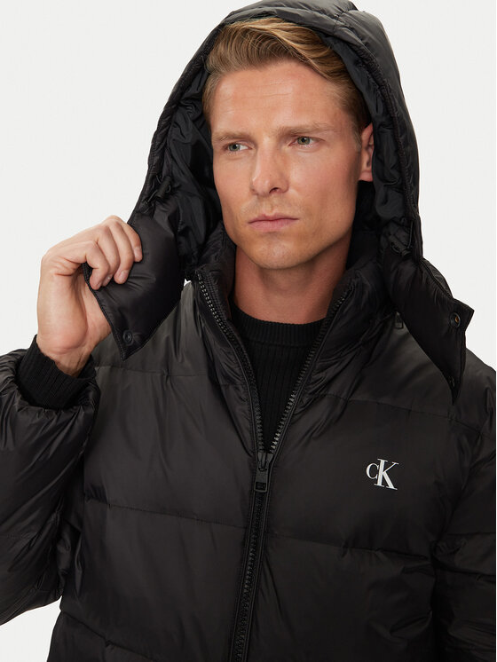 Calvin Klein Jeans Calvin Klein Jeans Giubbotto piumino Essentials J30J326102 Nero Regular Fit