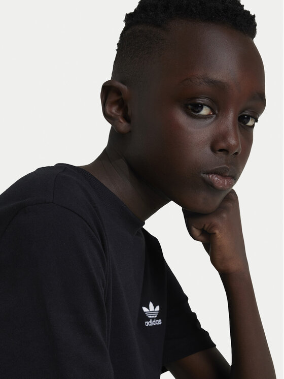 adidas adidas Marškinėliai IW3495 Juoda Regular Fit