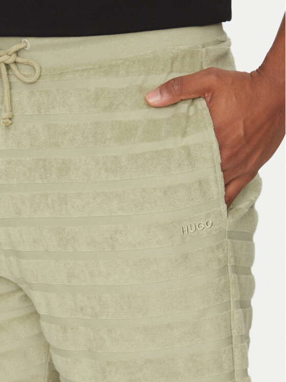 HUGO HUGO Pantaloni scurți sport Dutowel 50535289 Verde Relaxed Fit