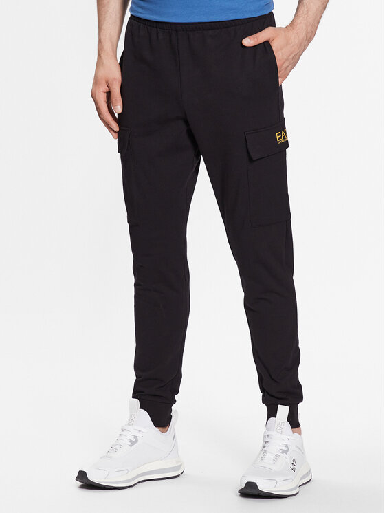 EA7 Emporio Armani Teplákové nohavice 8NPP59 PJ05Z 0208 Čierna Regular Fit