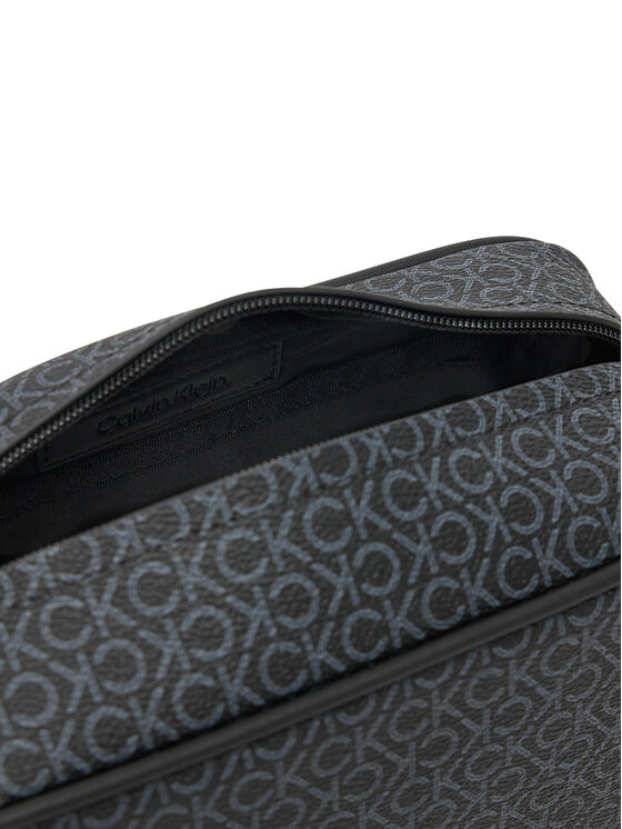 Calvin Klein Calvin Klein Τσαντάκι καλλυντικών Ck Must Mono Washbag/Dopp Kit LV04D1041G Μαύρο