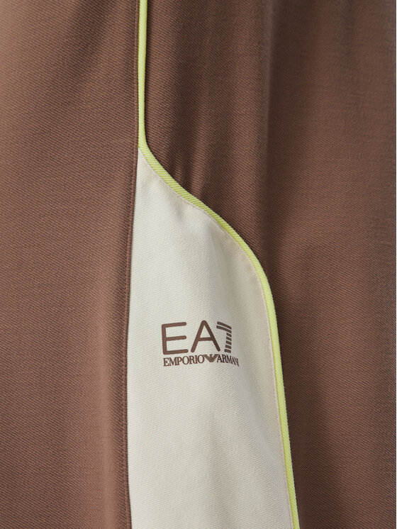 EA7 Emporio Armani EA7 Emporio Armani Teplákové kalhoty 7W001336 AF13289 U6041 Hnědá Relaxed Fit