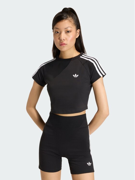 adidas adidas T-Shirt SST BABY TEE Czarny Fitted Fit