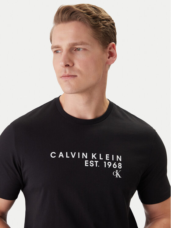 Calvin Klein Jeans Calvin Klein Jeans T-Shirt LV04RF800G Černá Classic Fit