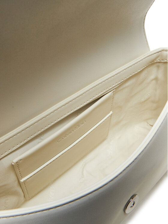 Calvin Klein Calvin Klein Сумка Ck Must Convertible Shoulder Bag K60K612902 Écru