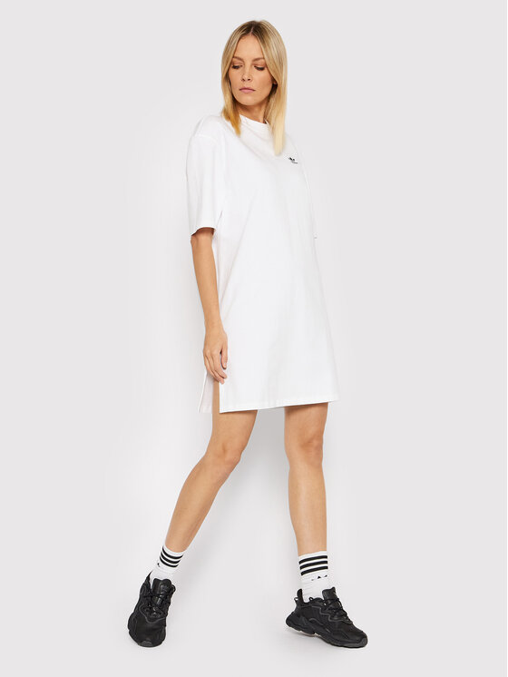 adidas Kleid für den Alltag adicolor Classics Big Trefoil HC2034 Weiß  Relaxed Fit | Modivo.at
