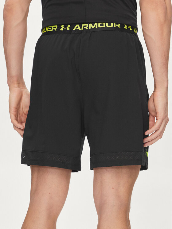 Under Armour Under Armour Sportovní kraťasy Ua Vanish Woven 6In Shorts 1373718-006 Černá Fitted Fit