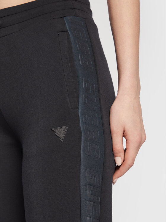 Guess Guess Pantaloni da tuta V3RB21 K7UW2 Blu scuro Regular Fit