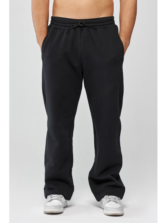 ROUGH RADICAL ROUGH RADICAL Spodnie dresowe TRACK JOGGERS Czarny Oversize