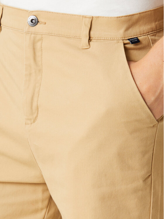 Regatta Regatta Pantalon scurți din material Sabden RMJ304 Bej Slim Fit