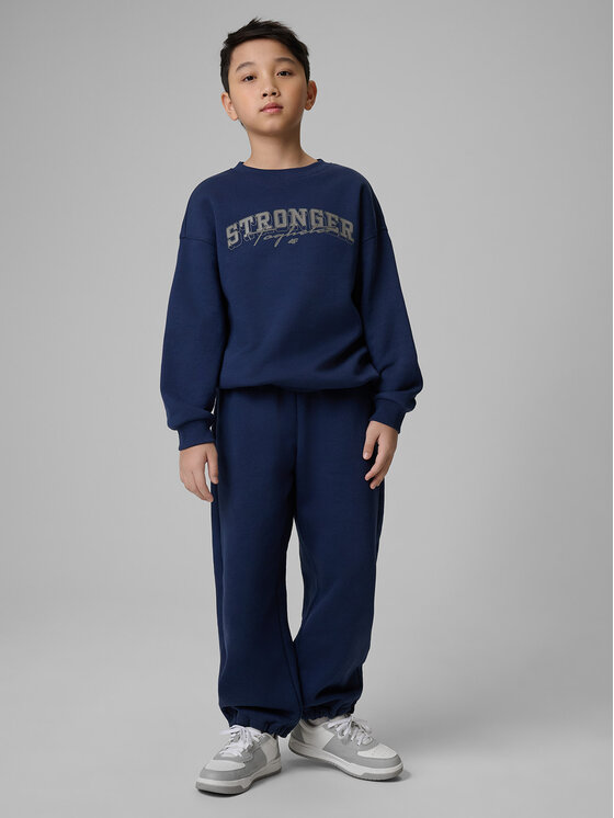 4F 4F Spodnie dresowe CAMPUS VIBES Granatowy Loose Fit