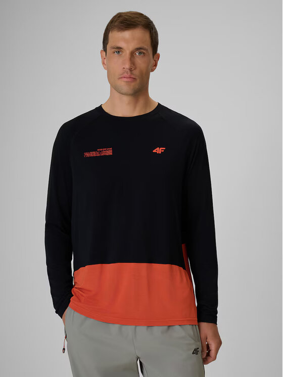 4F 4F Koszulka techniczna TREKKING Czarny Regular Fit