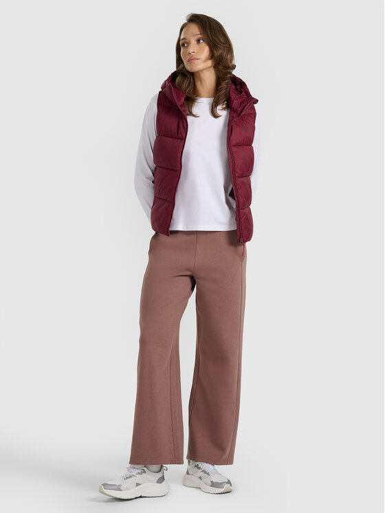 4F 4F Bezrękawnik MIDSHOP TEXTILE Bordowy Regular Fit