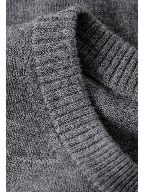 TATUUM TATUUM Sweter MERIO Szary Classic Fit