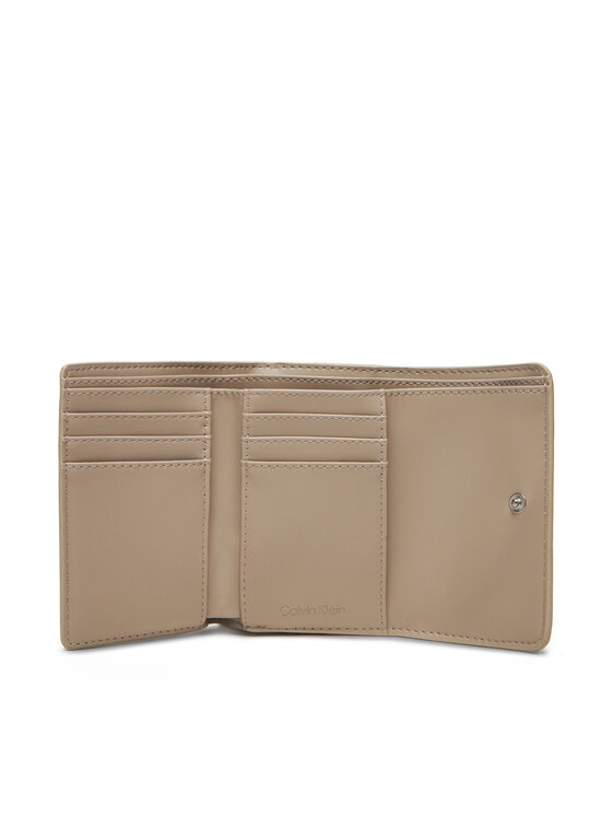 Calvin Klein Calvin Klein Sieviešu maks Ck Must Aop Small Trifold W Zip LV04F1038G Bēšs