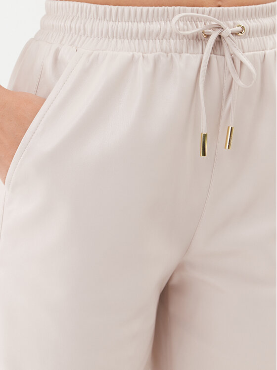 Guess Guess Штани зі штучної шкіри New Viola W3BB44 WF8Q0 Бежевий Regular Fit