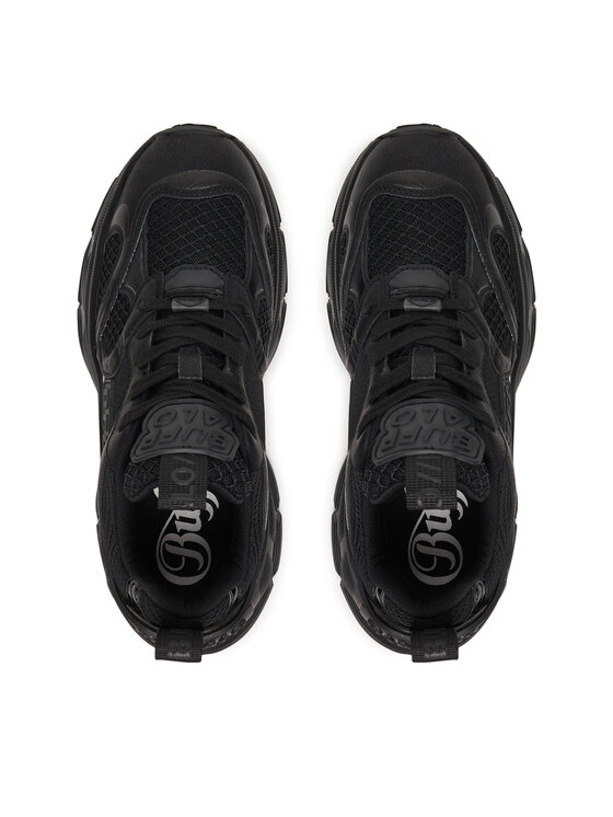 Para butów sportowych pokazana z góry, widoczne otwory i sznurowanie.