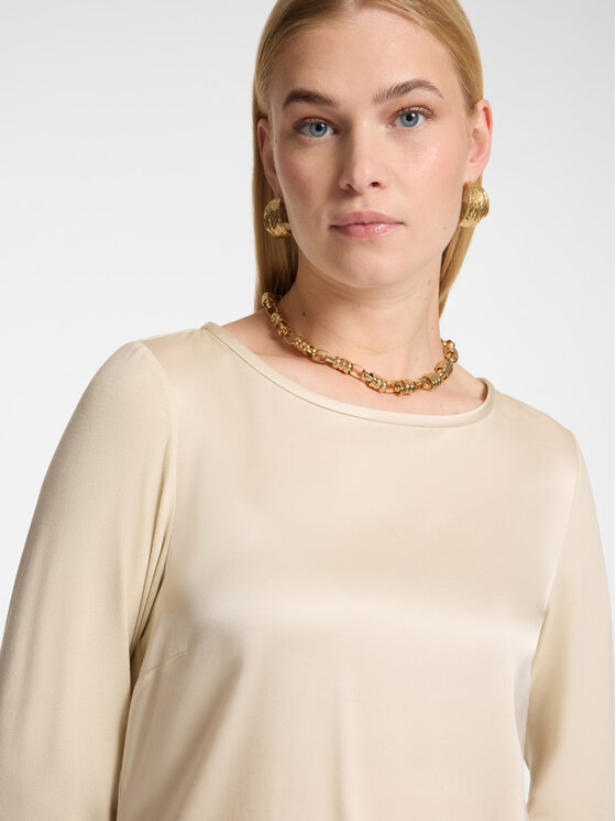 Elena Mirò Elena Mirò T-shirt G057Z000708N002 Crema Regular Fit