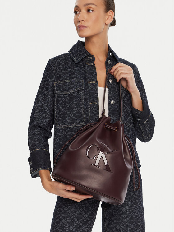 Calvin Klein Calvin Klein Handtasche Bold Ck Large Bucket Bag LV04F3232G Dunkelrot