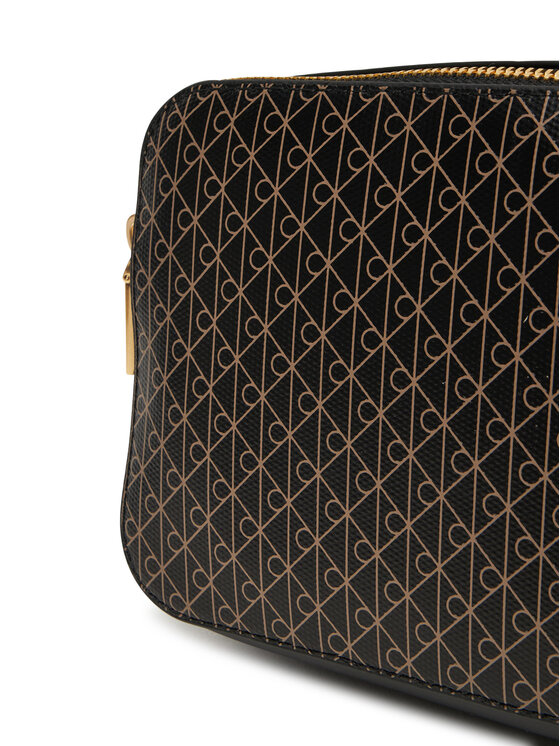 Calvin Klein Calvin Klein Torbica Emblem Aop Elongated Camera Bag LV04F3268G Crna