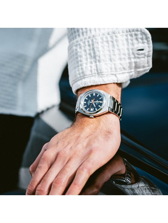 Casio Casio Hodinky EFB-109D-1AVEF Strieborná