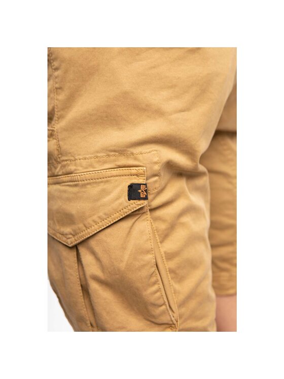 Alpha Industries Alpha Industries Šortky z materiálu Cotton Twill Jogger Short 106251-13 Barevná Classic Fit