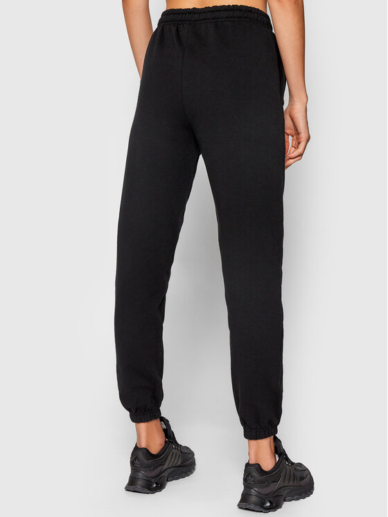 Ellesse Ellesse Dressipüksid Noora SGK13459 Must Regular Fit