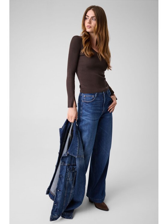 Guess Guess Svetr 183995 Hnědá Classic Fit