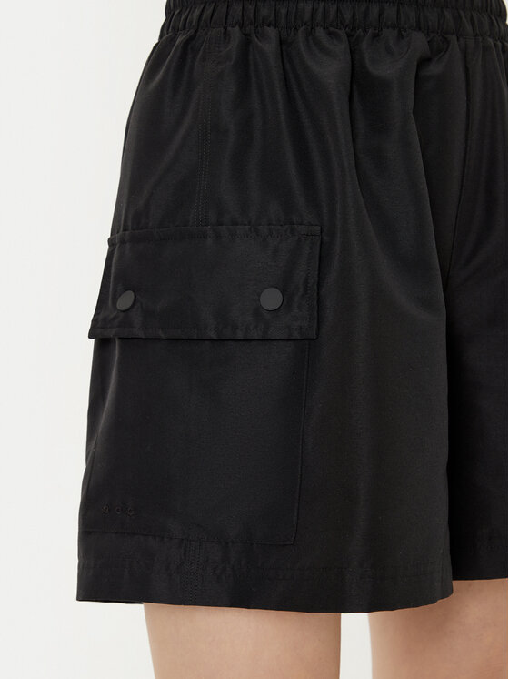 adidas adidas Sportovní kraťasy Essentials Woven JD1514 Černá Loose Fit