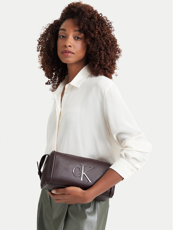 Calvin Klein Дамска чанта Bold Ck Slouchy Shoulder Bag LV04F3894G Тъмнокафяв