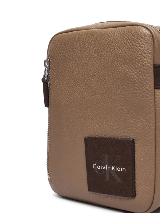 Calvin Klein Calvin Klein Taška cez rameno Bold Pebble Ssnl Simple Reporter LV04D3624G Béžová