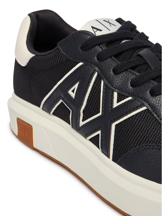 Armani Exchange Armani Exchange Sneakersy XM002687 AF22775 MZ752 Granatowy