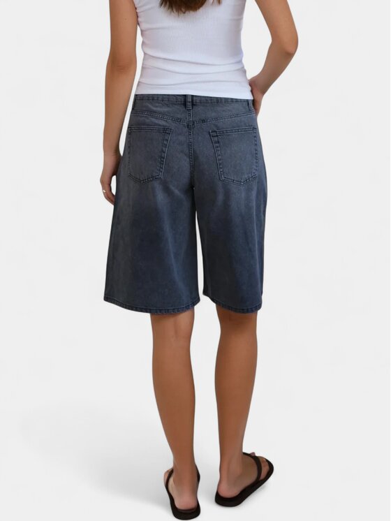 TeeShoppen TeeShoppen Szorty jeansowe 'Basic Collection' Czarny Regular Fit