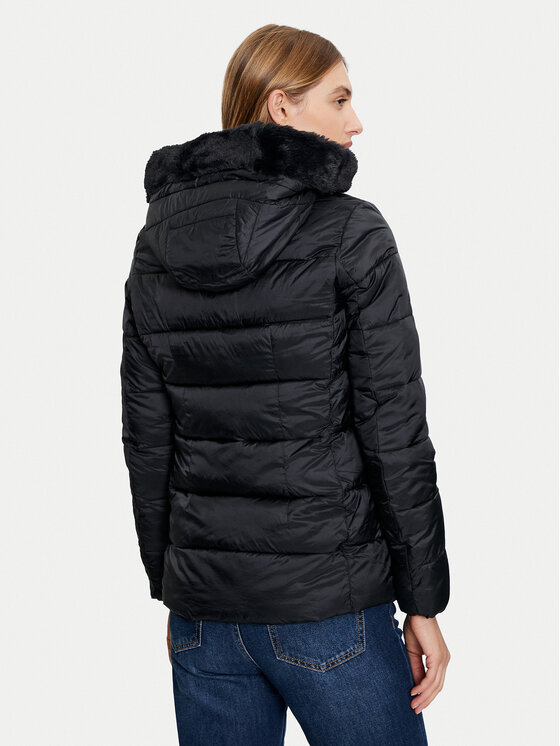 CMP CMP Geacă de iarnă 34K0036F Negru Regular Fit