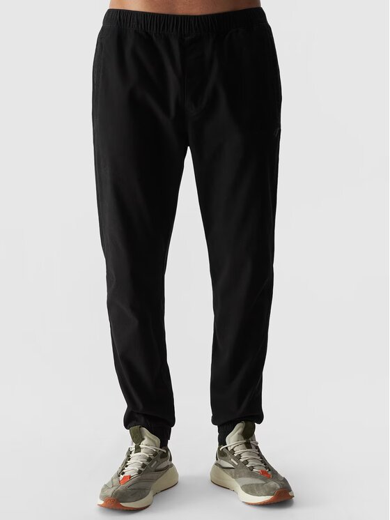 4F 4F Pantaloni di tessuto 4FWMM00TTROM0944-20S Nero Regular Fit