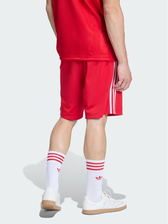 adidas adidas Szorty materiałowe 159247 Czerwony Regular Fit