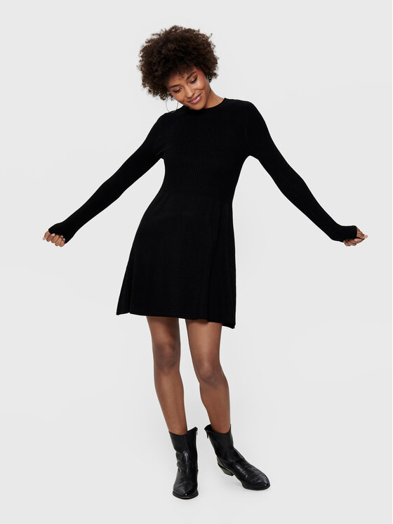 ONLY ONLY Трикотажна сукня Alma 15185761 Чорний Regular Fit