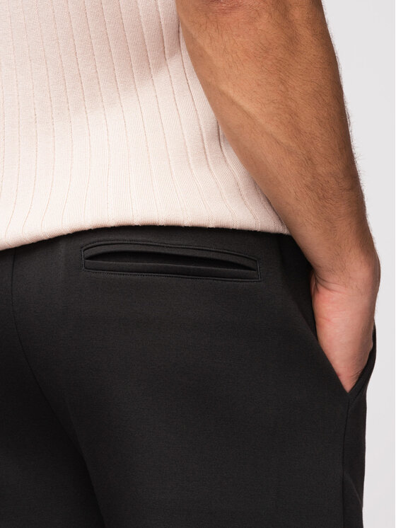 Ombre Ombre Szorty materiałowe OM-SRBC-0153 Czarny Regular Fit