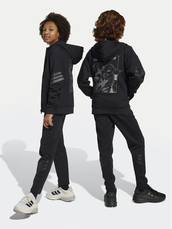 adidas adidas Teplákové nohavice Star Wars The Mandalorian™ JF3635 Čierna Regular Fit