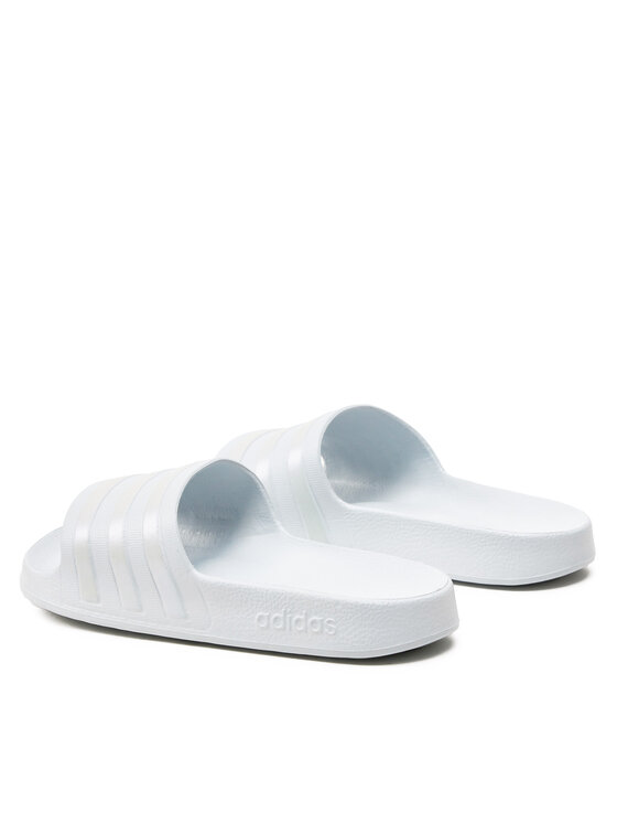 adidas adidas Klapki adilette Aqua Slides IF0894 Niebieski